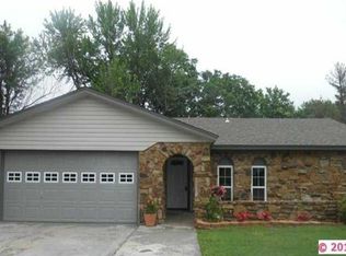 724 W Boston St S, Broken Arrow, OK 74012