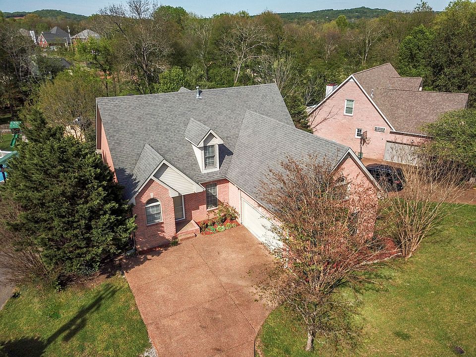 1011 Creekglen Ct, Hendersonville, TN 37075 Zillow
