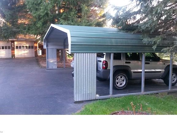5th image of 4099 Oak St