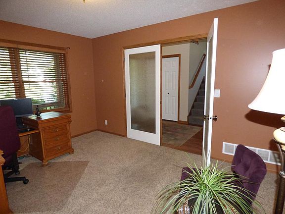 5th image of 9439 Coral Sea Ct NE