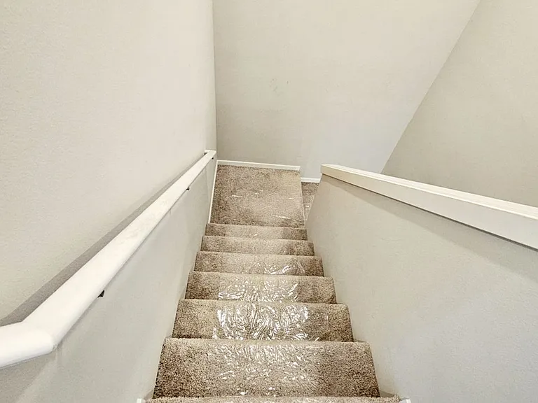6492 Yorktown Pl NE — Photo 17