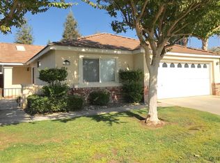 7000 Rogue River Dr, Bakersfield, CA 93313