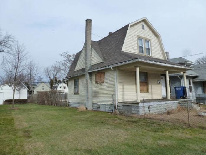 2nd image of 1412 W Woodruff Ave
