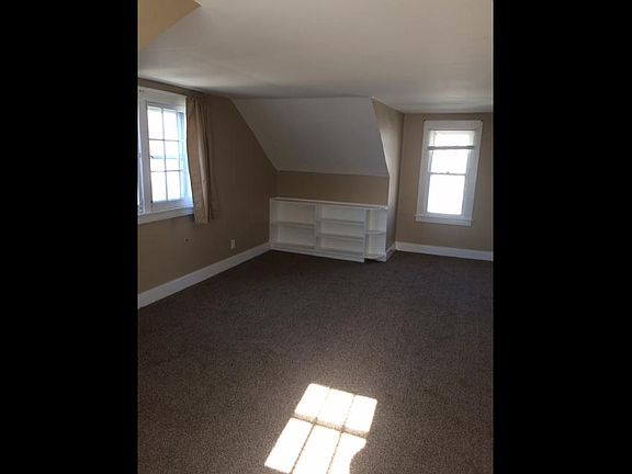 3rd image of 111 Tremont Ave