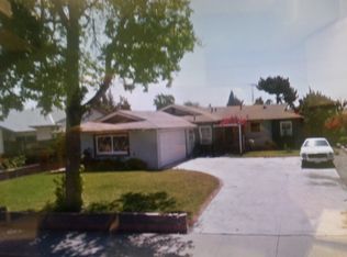 915 Somerset Ave, Pomona, CA 91767