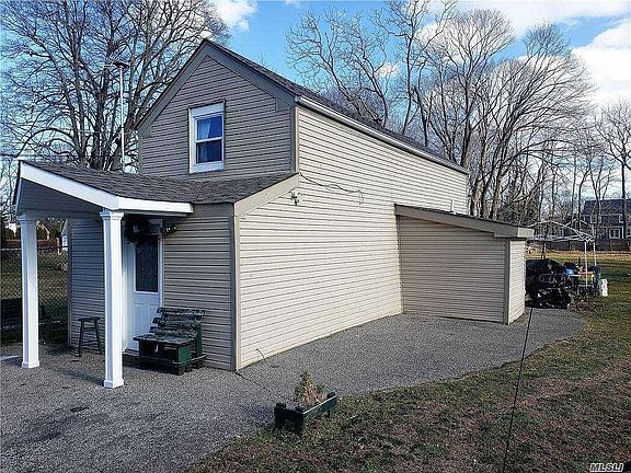 3rd image of 217 Grove Ave