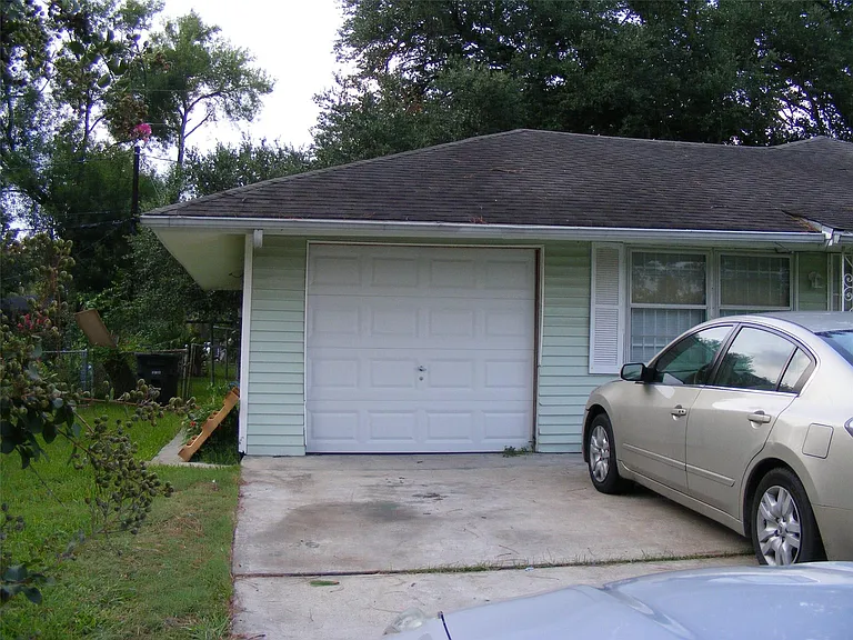 5751 Bellfort St — Photo 5