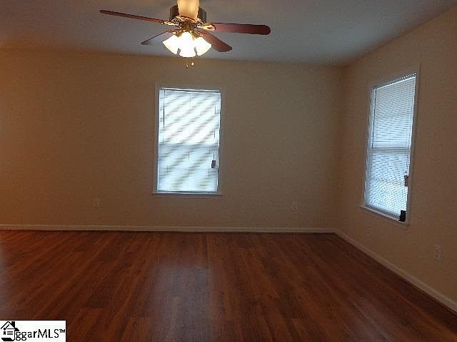 2nd image of 301 O'Conner Ct