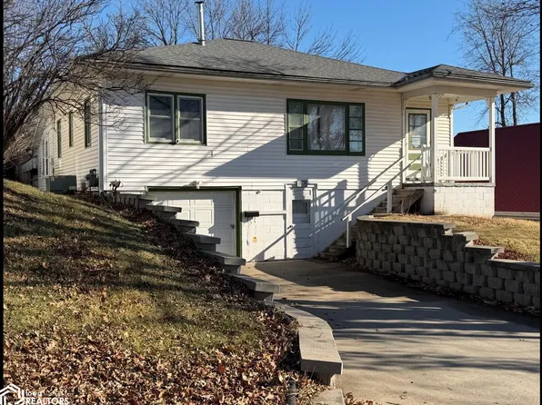 904 Oak St, Atlantic, IA 50022
