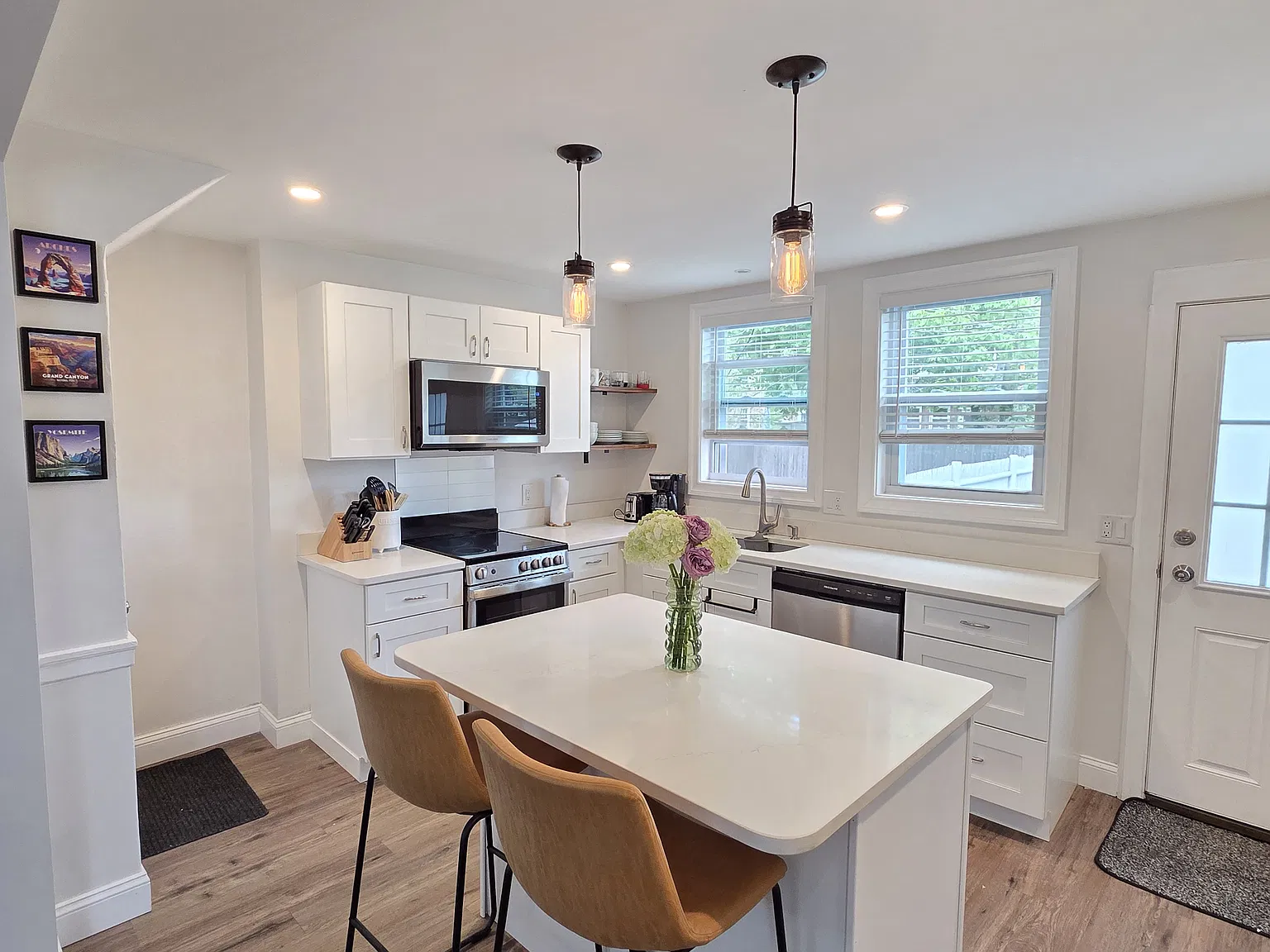 182 Raleigh Way — Photo 3