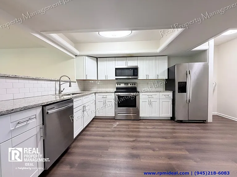 706 Jamestown Dr — Photo 9