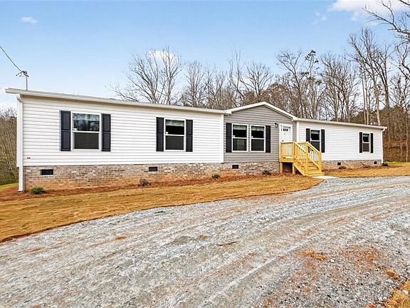 2nd image of 533 Pearwood Rd