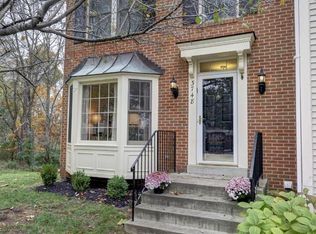 3748 Farmland Dr, Fairfax, VA 22033