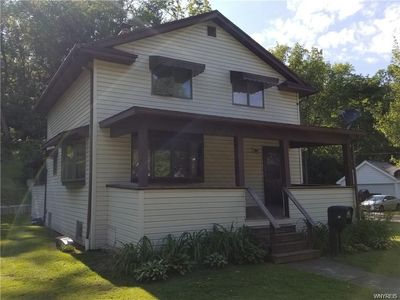 39 Parkway St, Silver Creek, NY, 14136