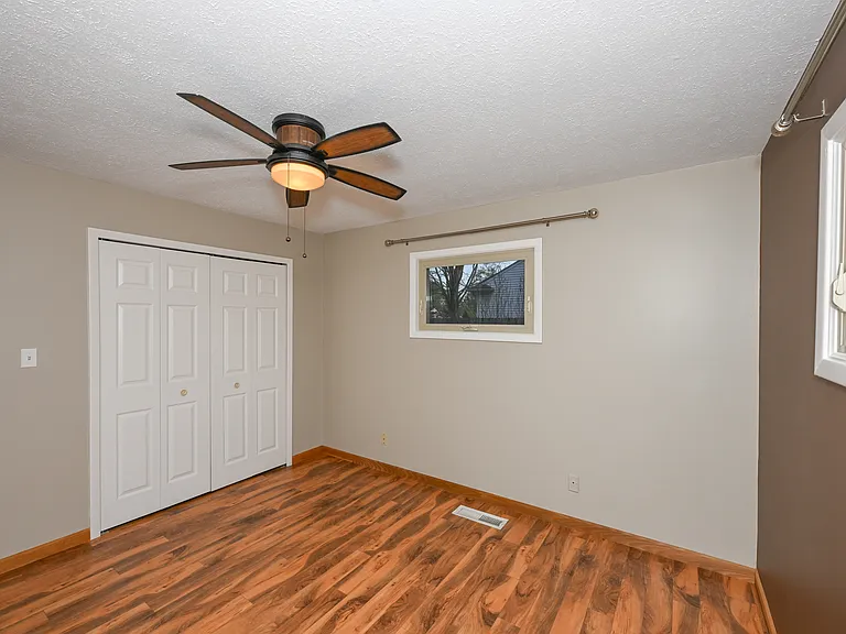 287 Edgewood Dr — Photo 15