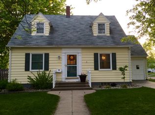 425 2nd St NW, Watertown, SD 57201