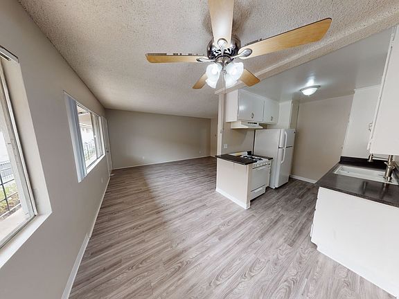 4th image of 708 Venice Way APT 7