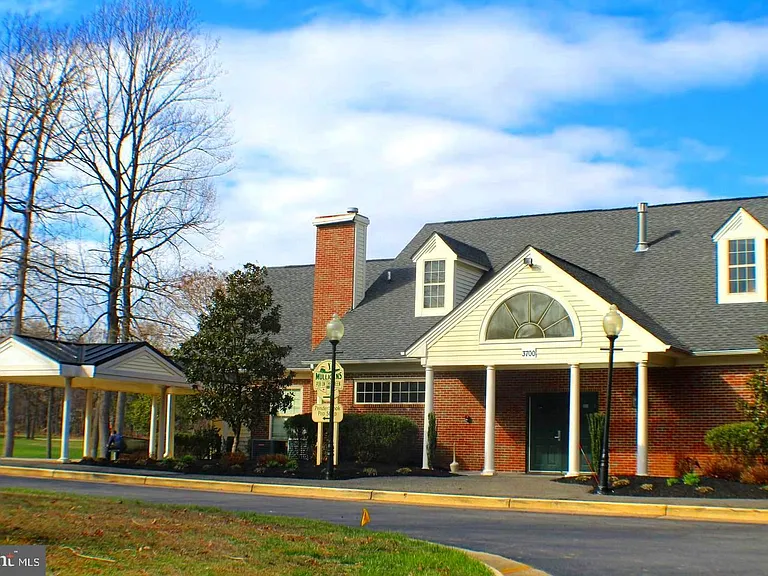 12002 Golf Ridge Ct — Photo 38