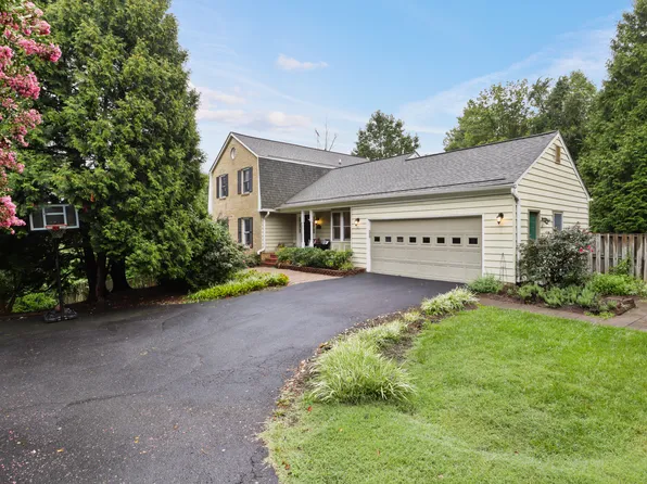 3366 Taleen Ct, Annandale, VA 22003