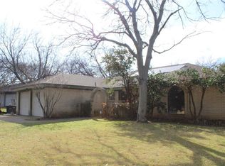 1300 Andante Dr, Fort Worth, TX 76134