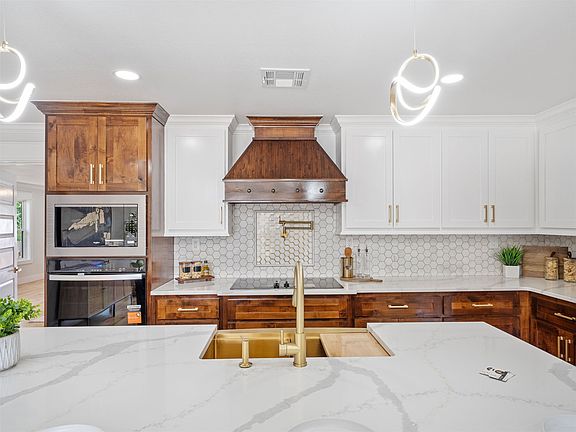 5th image of 7853 E King Pl