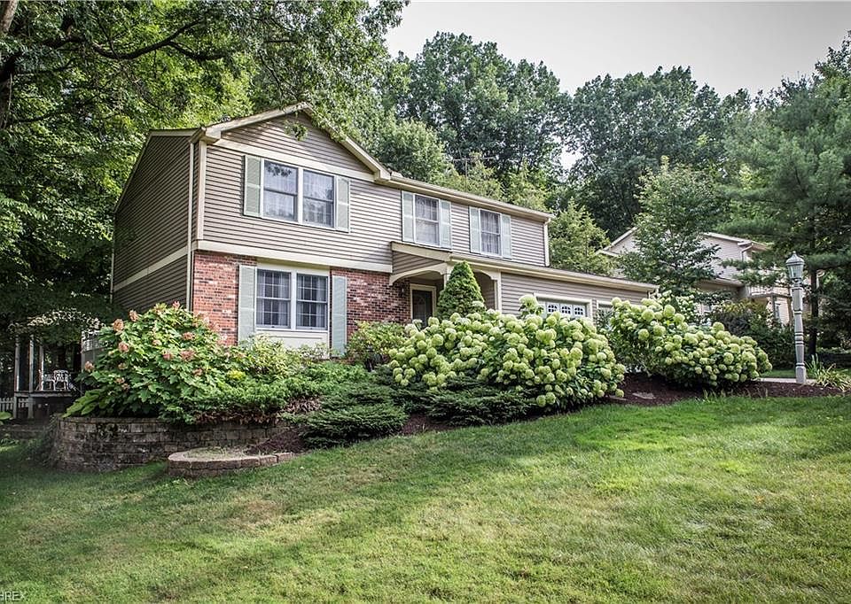 1st image of 551 Willow Grove Dr
