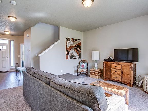 4th image of 8912 NE 150th Ave