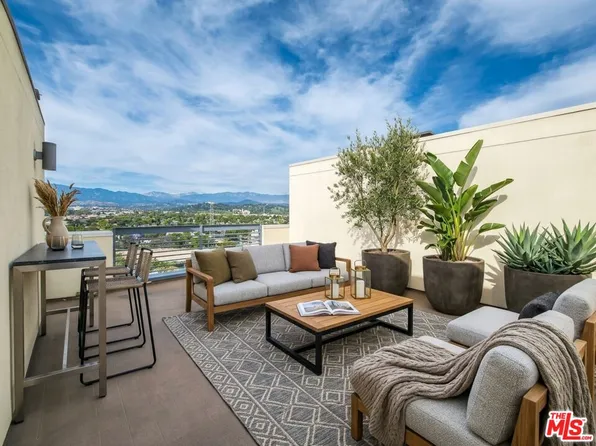 2753 Waverly Dr APT 1103, Los Angeles, CA 90039