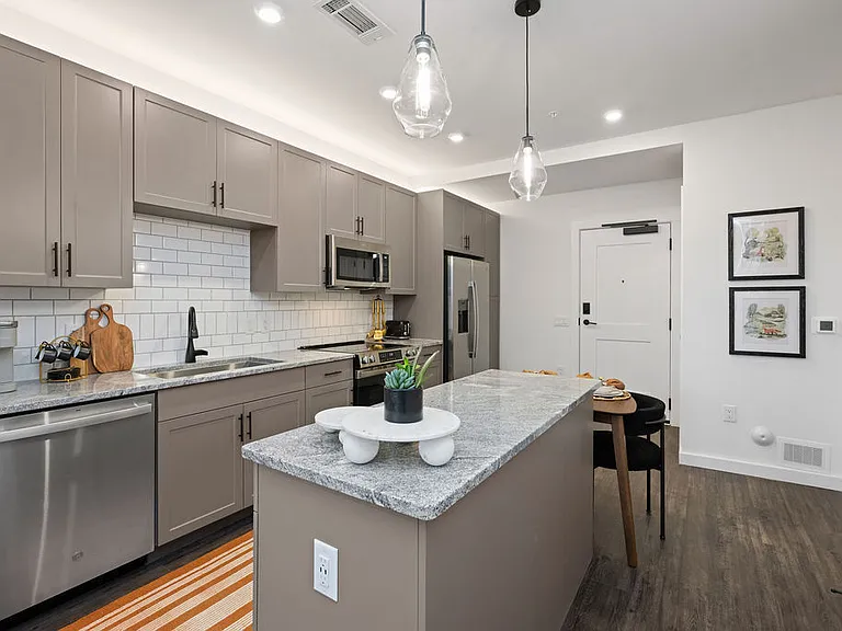Enclave at Radius Dilworth — Photo 15