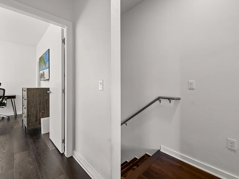 2875 B St — Photo 15