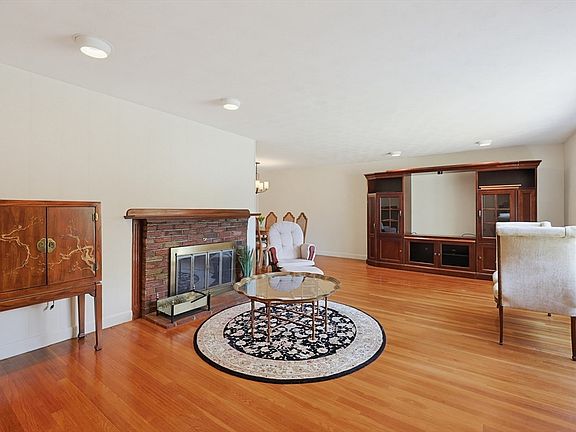 3rd image of 37 Park St