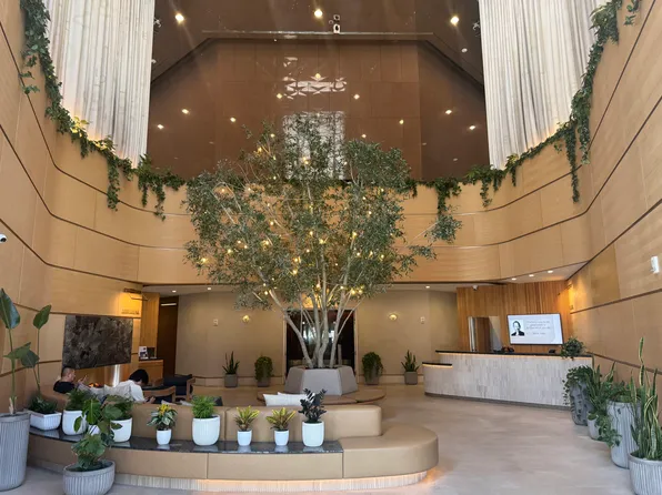 1100 Wilshire Blvd, Los Angeles, CA