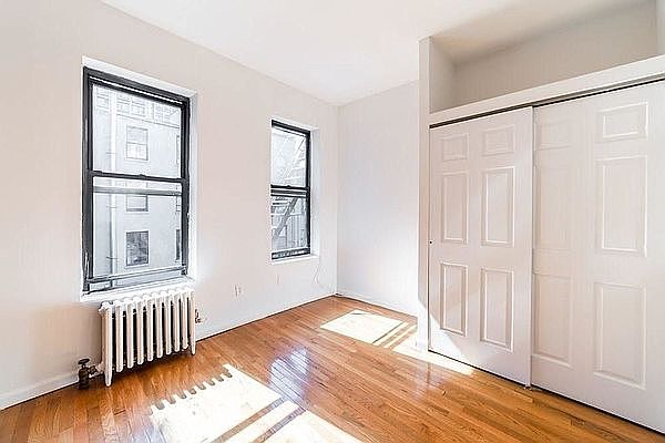 1st image of 170 Thompson St #12R