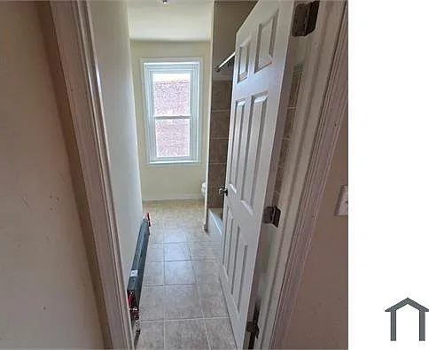 1225 Adams Ave — Photo 2