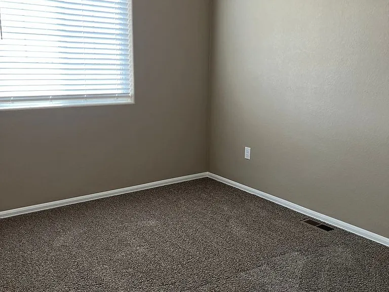 7653 Jack Pine Grv — Photo 5