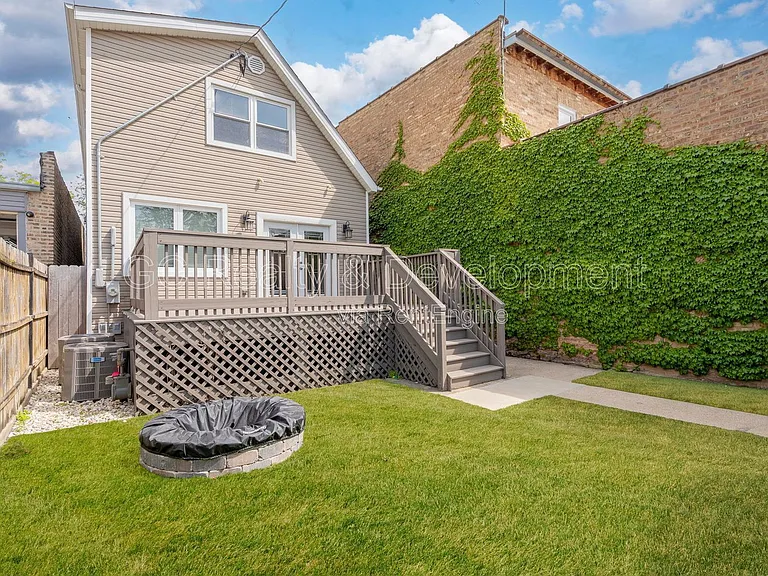 5619 W Irving Park Rd — Photo 20