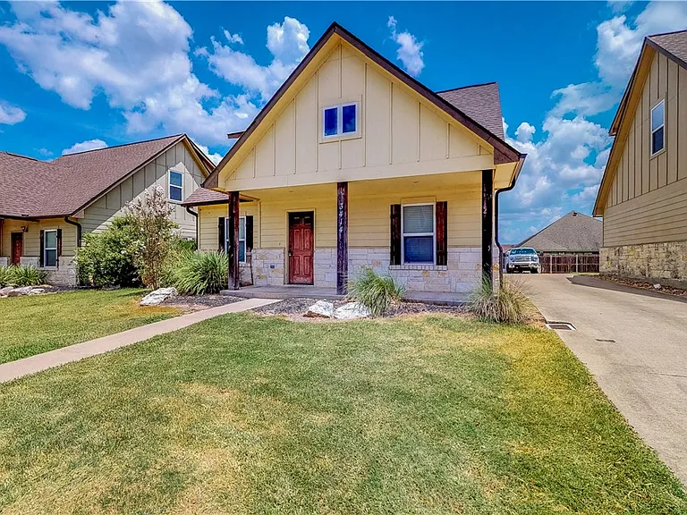 3414 Cullen Trl — Photo 29