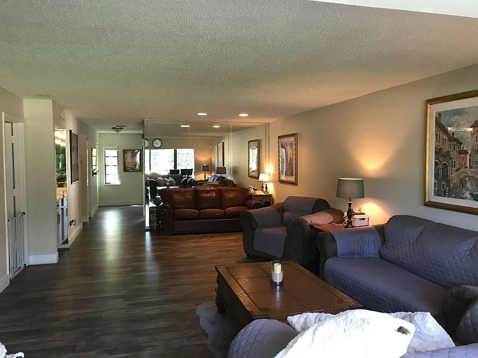 Living Room Dining Room Area