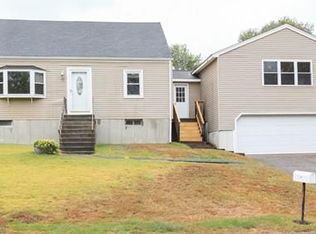 34 Phillip Dr, Bellingham, MA 02019