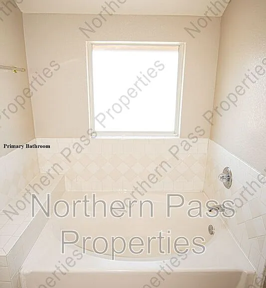 817 Dakota River Ave — Photo 18