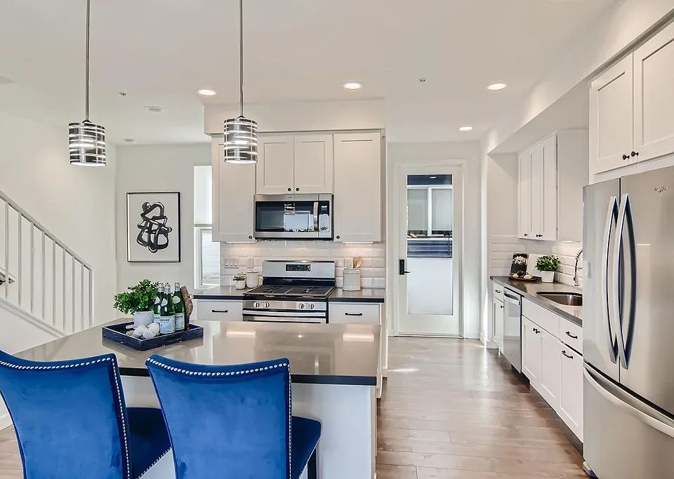 Kitchen/Living, Level 2