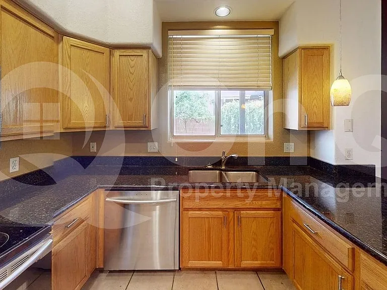 5157 E Calle Vista De Colores — Photo 2