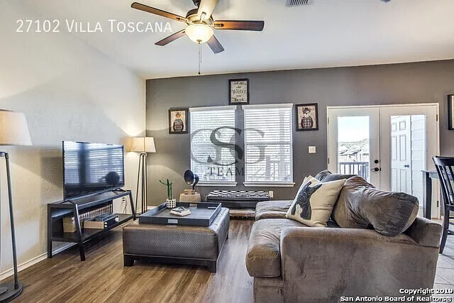 27102 Villa Toscana — Photo 5