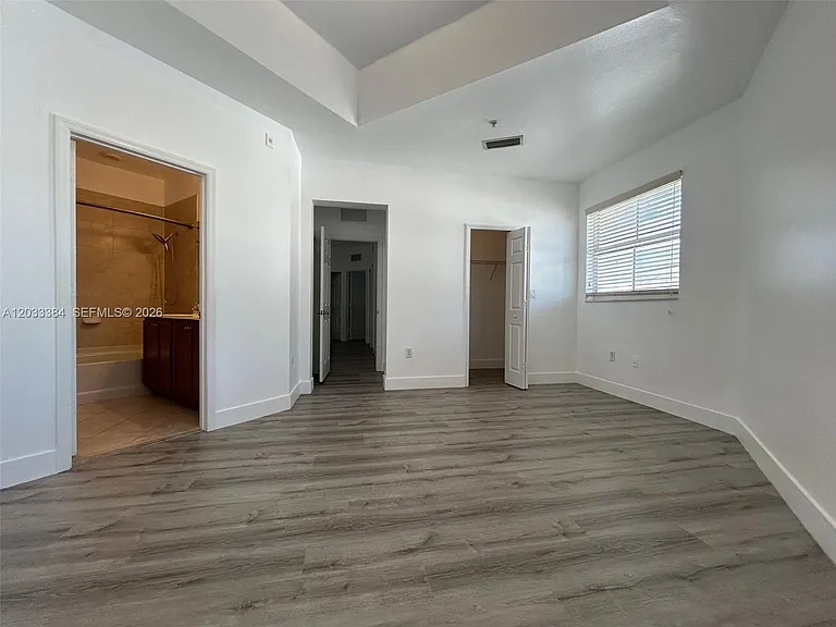 11503 NW 89th St #206 — Photo 15