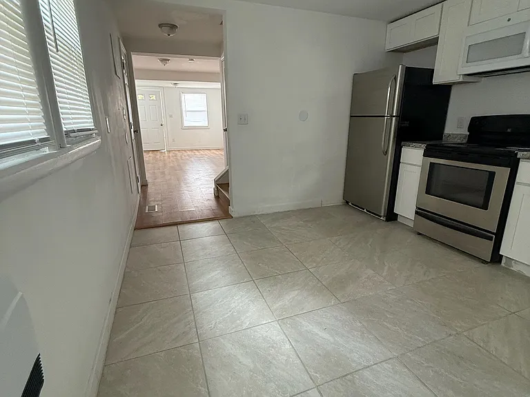 161 S Main St — Photo 7