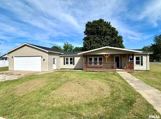 405 N Saratoga St, Ashland, IL 62612