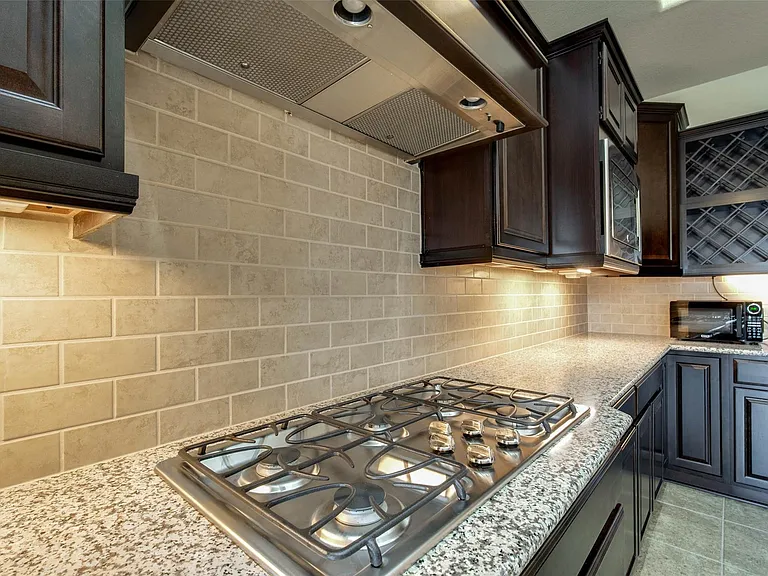 24111 Valencia Ridge Ln — Photo 19