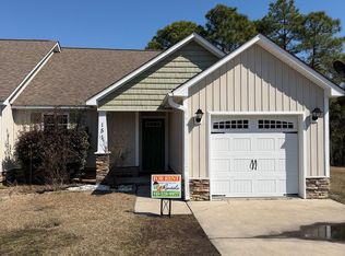 151 Pine Hollow Rd, Holly Ridge, NC 28445