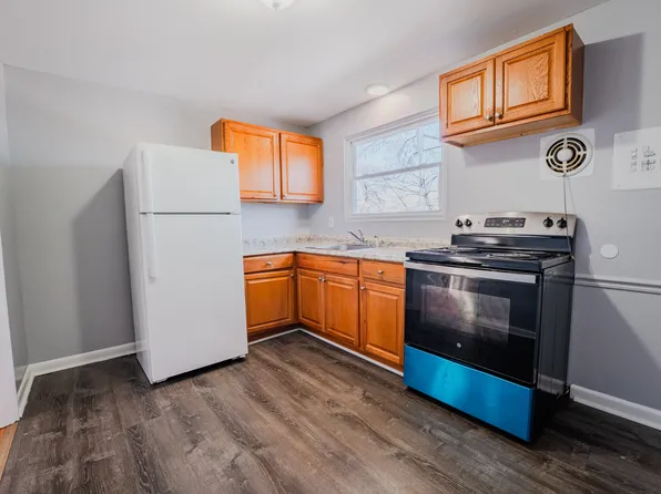 271 Park Rd #271, Hamden, CT 06517