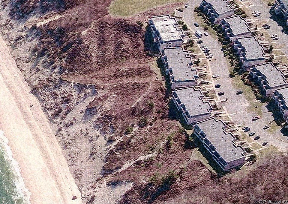1st image of 3102 Bluffs Dr S